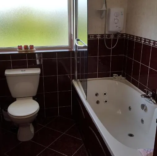 Riverwalk House 4* Oughterard